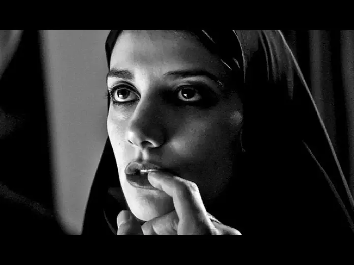Wideo do filmu O dziewczynie, która wraca nocą sama do domu — A GIRL WALKS HOME ALONE AT NIGHT | Trailer deutsch german [HD]
