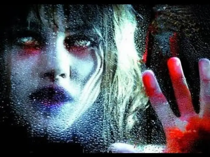 Wideo do filmu At the Devil's Door — HOME (Trailer español)