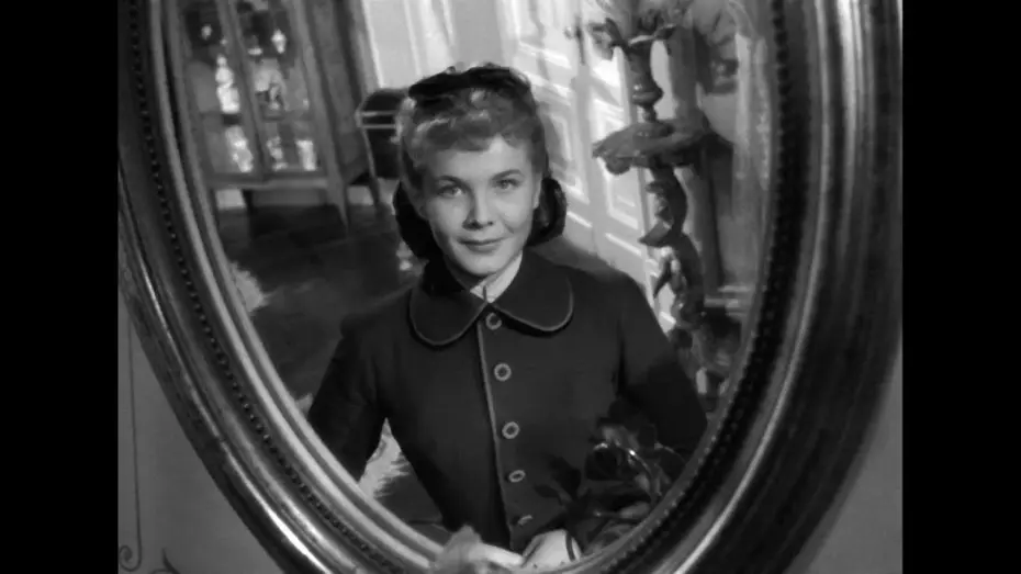 Wideo do filmu Olivia — Olivia (1950) Official Trailer