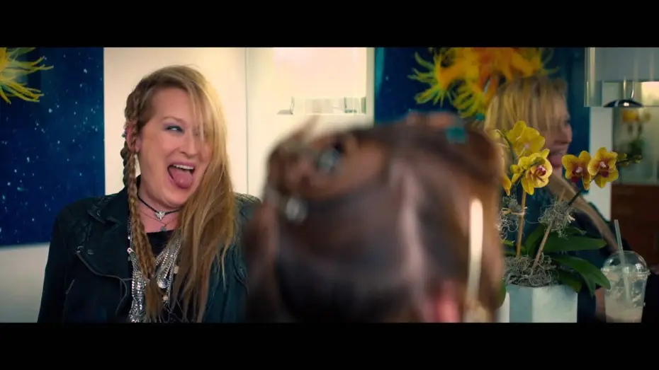 Wideo do filmu Nigdy nie jest za późno — Ricki And The Flash - GrayHair - VOST