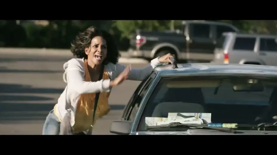 Wideo do filmu Porwany — Parking Lot Chase