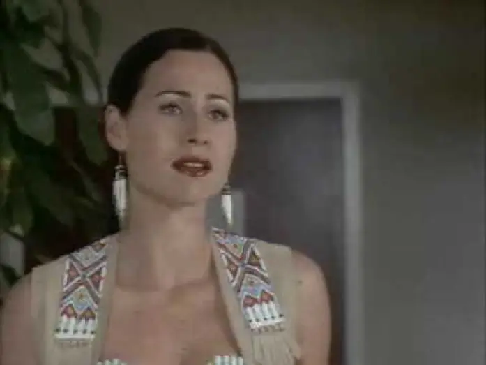 Wideo do filmu Beautiful — Beautiful Trailer