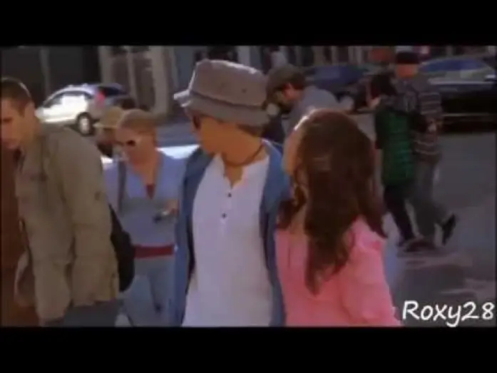 Wideo do filmu Randka z gwiazdą — StarStruck - Colpita da una stella