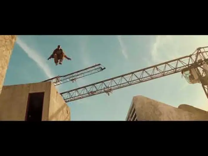Wideo do filmu Casino Royale — Jump