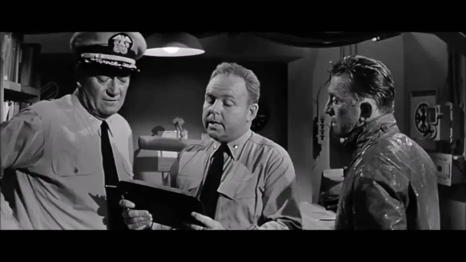 Wideo do filmu Wojna o ocean — In Harm's Way (1965)   Kirk Douglas ,  Franchot Tone , Clip 2 , HD