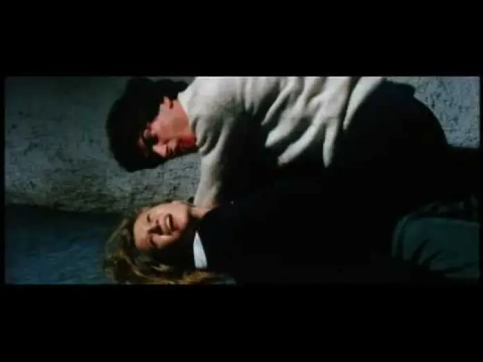 Wideo do filmu Nowojorski rozpruwacz — New York Ripper Face Shot Off