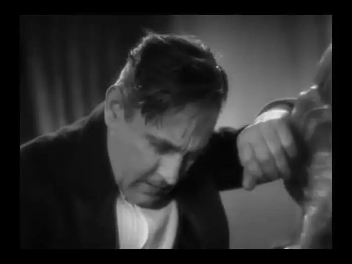 Wideo do filmu Dinner at Eight — Larry's Last Performance (1933's Dinner at Eight)