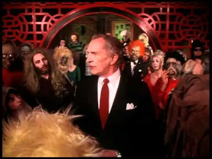 Wideo do filmu Klub upiorów — L'homme est-il digne de faire partie du Club des Monstres?