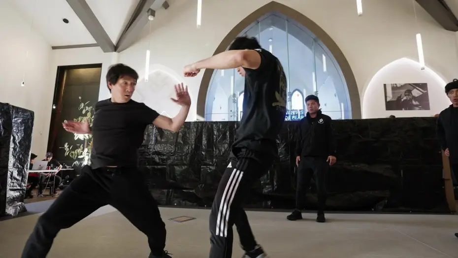 Wideo do filmu Miłość boli — A Look Inside BTS