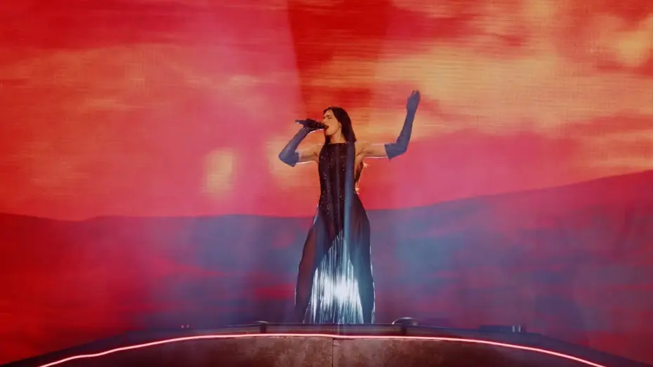 Wideo do filmu Dua Lipa: Live From Mexico — Dua Lipa - Falling Forever (En concert au Mexique)