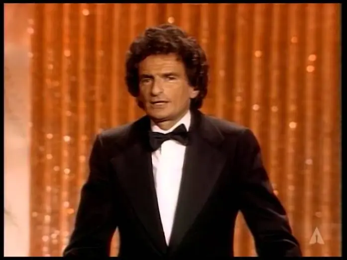 Wideo do filmu Rydwany ognia — Chariots of Fire Wins Original Screenplay: 1982 Oscars