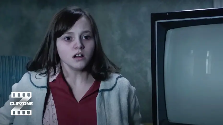 Wideo do filmu Obecność 2 — The Girl & The Chair