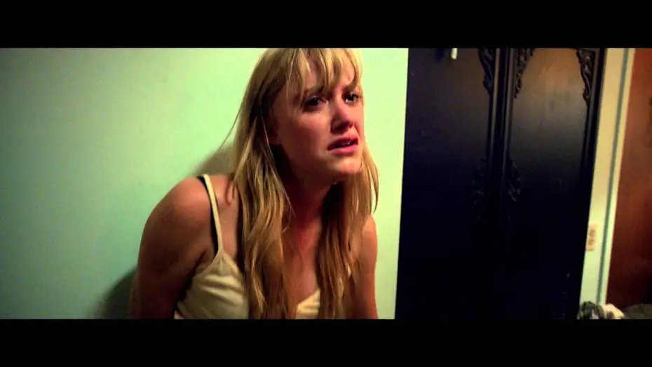 Wideo do filmu Coś za mną chodzi — IT FOLLOWS - Critical Acclaim