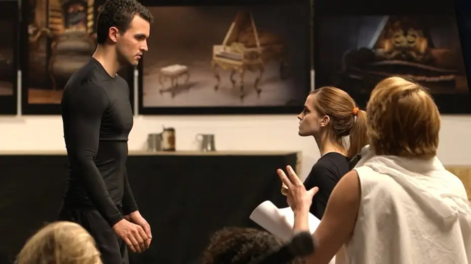 Wideo do filmu Piękna i Bestia — La Bella e la Bestia - Table Read: il valzer - Featurette