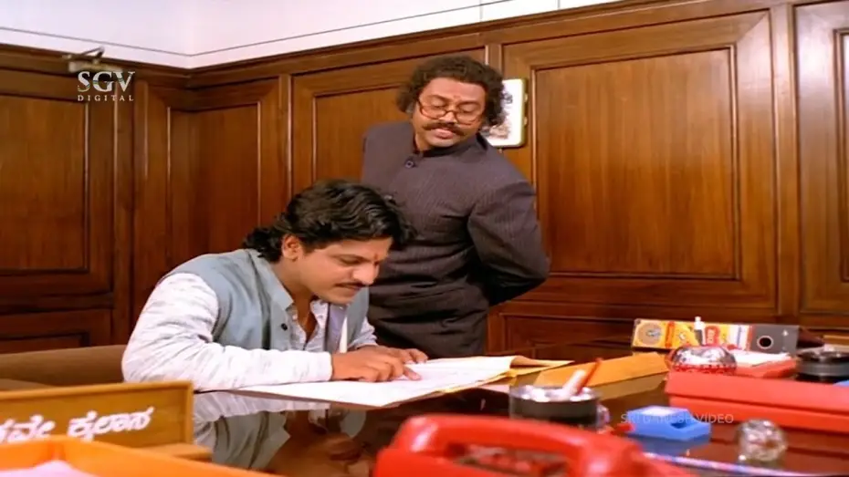 Wideo do filmu Aasegobba Meesegobba — Lokesh Impressed By Shivarajkumar In Interview | Comedy Scene | Aasegobba Meesegobba Kannada Movie