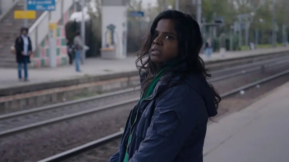 Wideo do filmu Imigranci — DHEEPAN - Train Station #2 - Film Clip