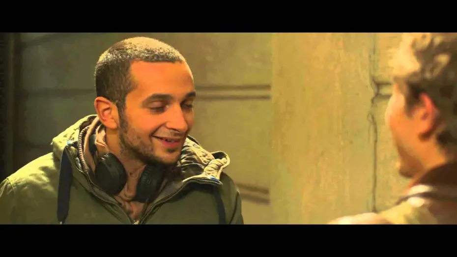 Wideo do filmu Les Souvenirs — Les Souvenirs - Carte postale (extrait)