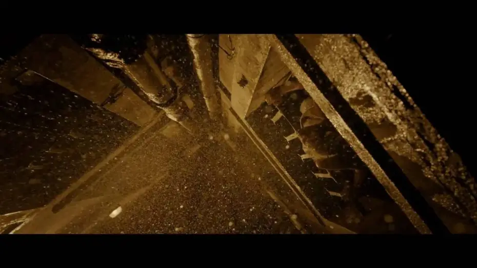 Wideo do filmu Ostatni lokator — SWEET HOME - Extrait "Fuir..." VF