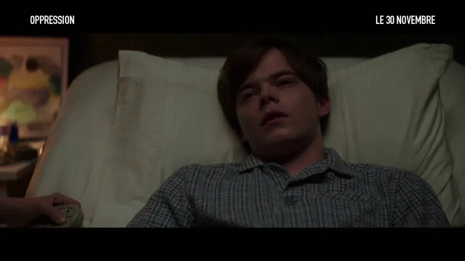 Wideo do filmu Osaczona — OPPRESSION - Extrait "Ils ne sont pas seuls" VOST [Naomi Watts, Charlie Heaton]