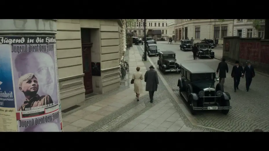 Wideo do filmu Alone in Berlin — Seul dans Berlin - Bande-annonce VF