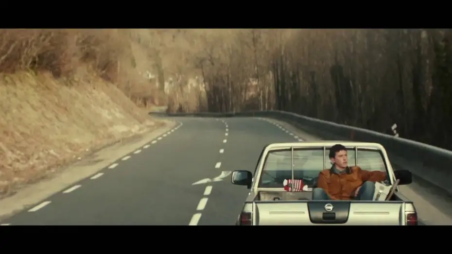 Wideo do filmu Szukając Kelly — Mi hija, mi hermana Tráiler español
