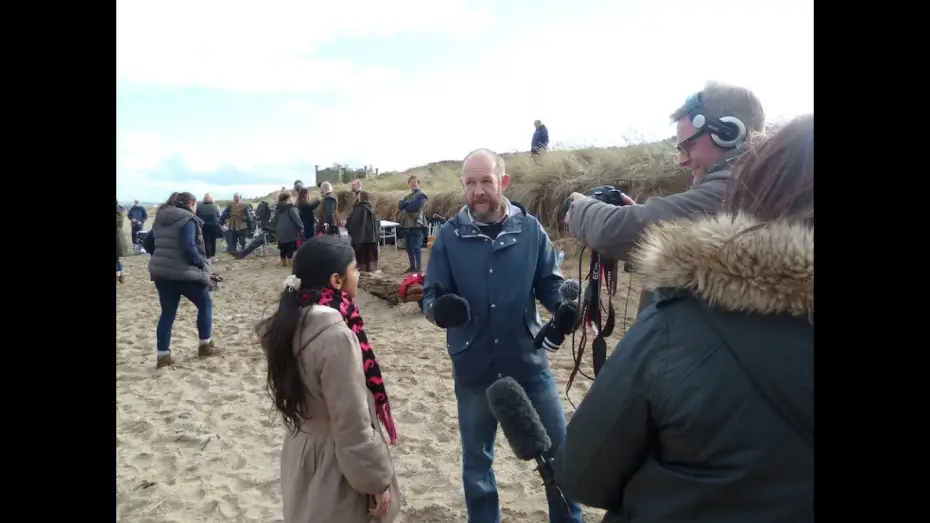 Wideo do filmu Bill — Bill: Behind-the-Scenes Part 4 - on location with the crew