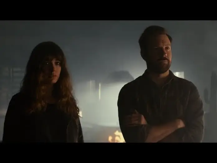 Wideo do filmu Monstrum — Colossal - Trailer español (HD)