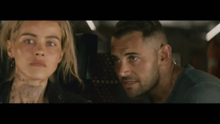 Wideo do filmu Osiris Child — OSIRIS - extrait "Poursuivis" VOST