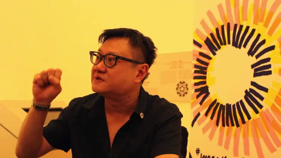 Wideo do filmu 无限春光27 — Exclusive Interview with Eric Khoo about In The Room