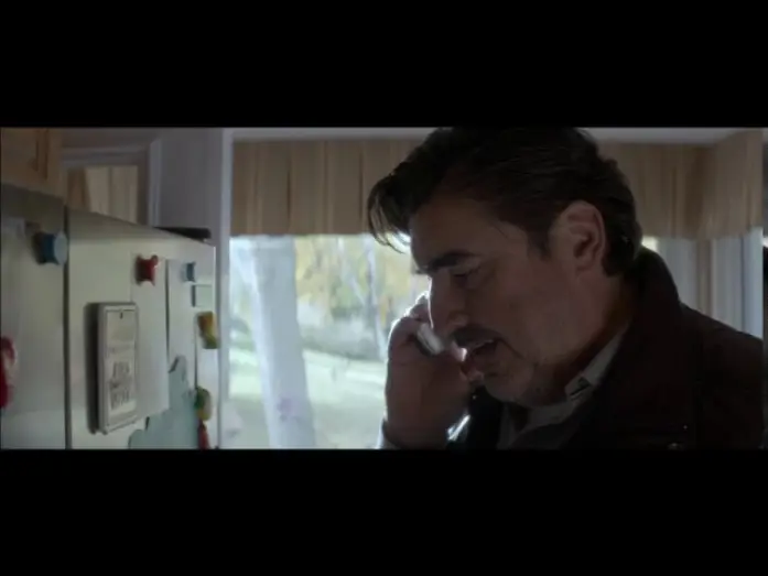 Wideo do filmu Głowa rodziny — BANDE ANNONCE LASt CALL VF