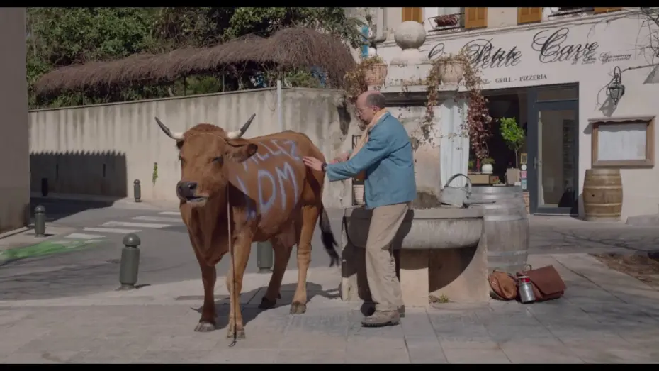 Wideo do filmu La Vache — IN VIAGGIO CON JACQUELINE - Trailer Italiano HD