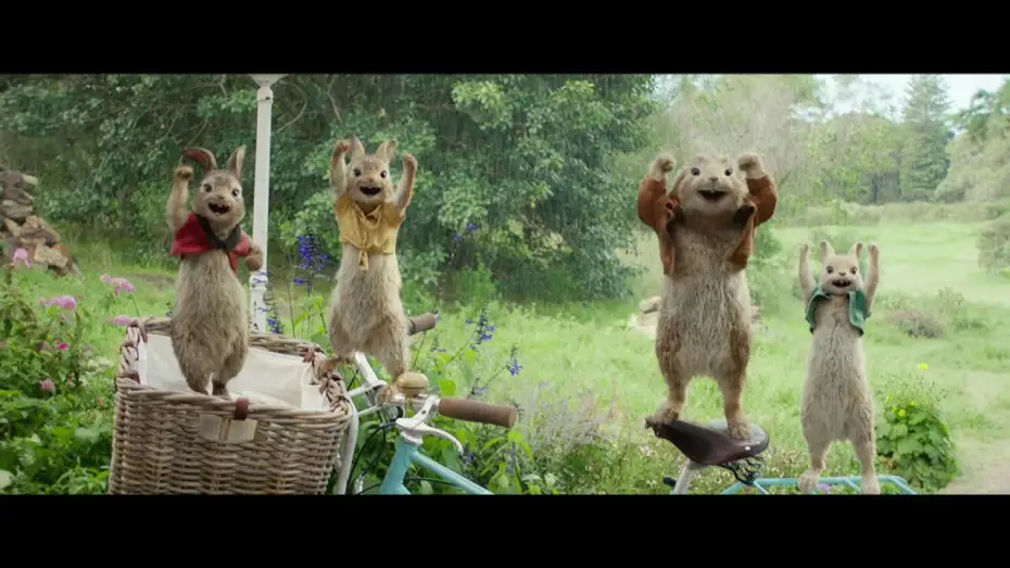 Wideo do filmu Piotruś Królik — TV Spot - "Pantless Kids"