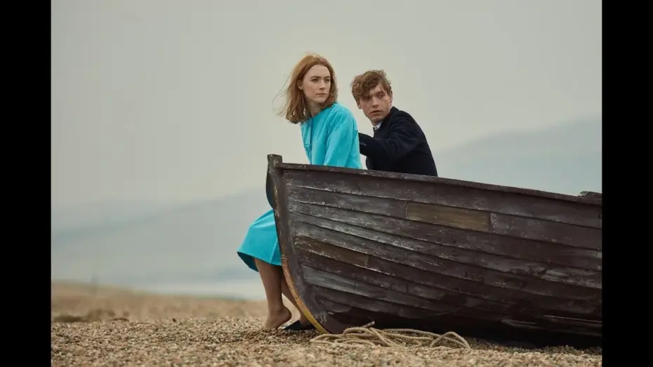 Wideo do filmu Na plaży Chesil — En la playa de Chesil - Trailer español (HD)