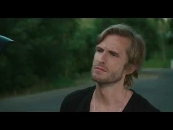 Wideo do filmu Alibi.com — ALIBI.COM - Extrait 2 - Philippe Lacheau (2017)