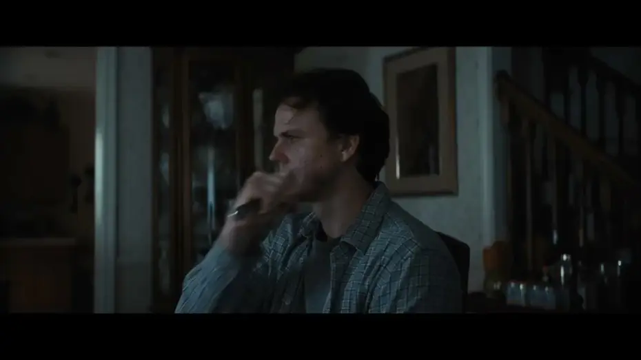 Wideo do filmu Zniknięcia — Spot "Clock"