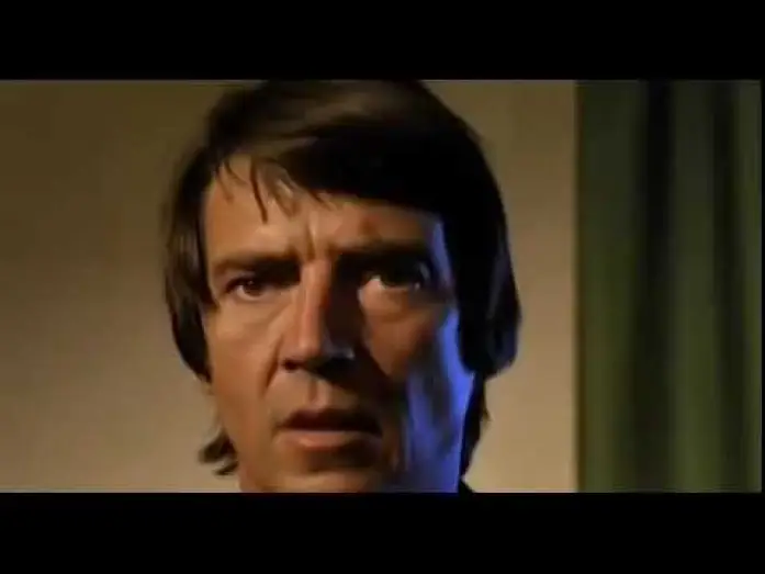 Wideo do filmu Delirio caldo — Delirium
