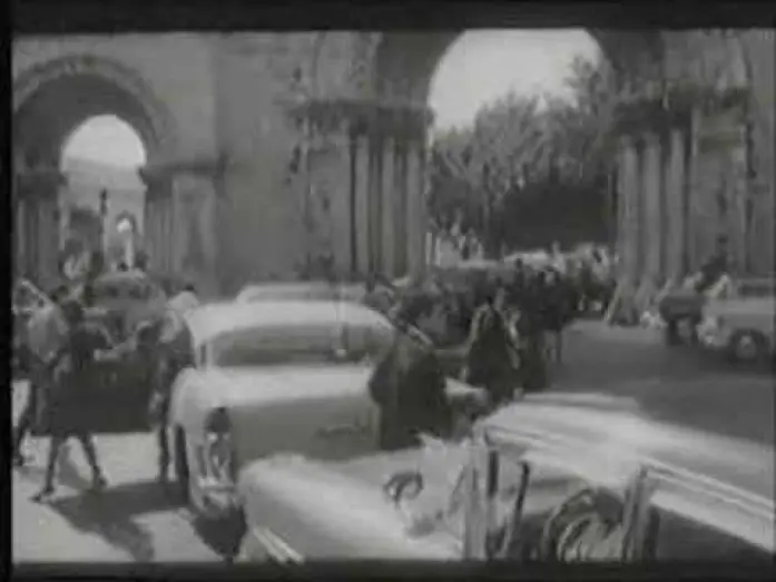 Wideo do filmu La muerte de un burócrata — La Muerte de Un Burocrata