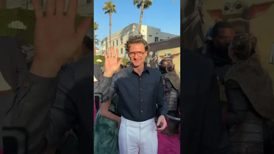 Wideo do filmu Star Wars: The Mandalorian and Grogu — Pedro Pascal