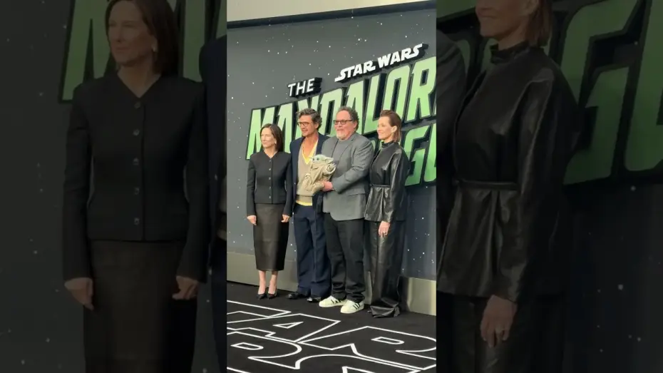 Wideo do filmu Star Wars: The Mandalorian and Grogu — This is the way… to pose for a photo