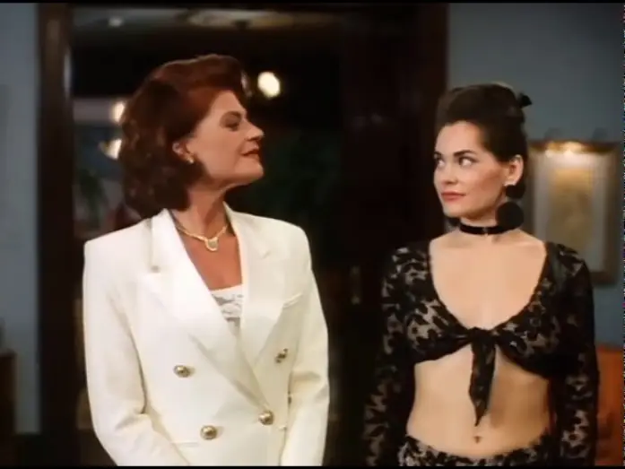 Wideo do filmu Gorąca agentka — Undercover Heat 1995