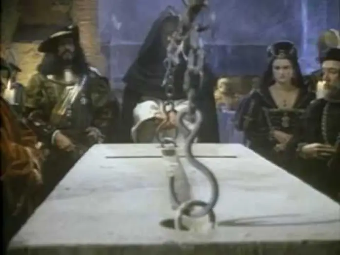 Wideo do filmu Studnia i wahadło — The Pit and the Pendulum Trailer
