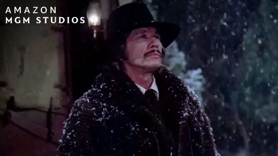 Wideo do filmu Biały bizon — Someone Is Following Bill