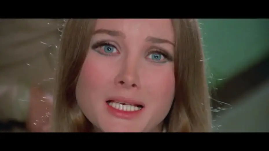 Wideo do filmu Nie torturuj kaczuszki — Quäle nie ein Kindchen 1972 Trailer mit englischen Untertiteln