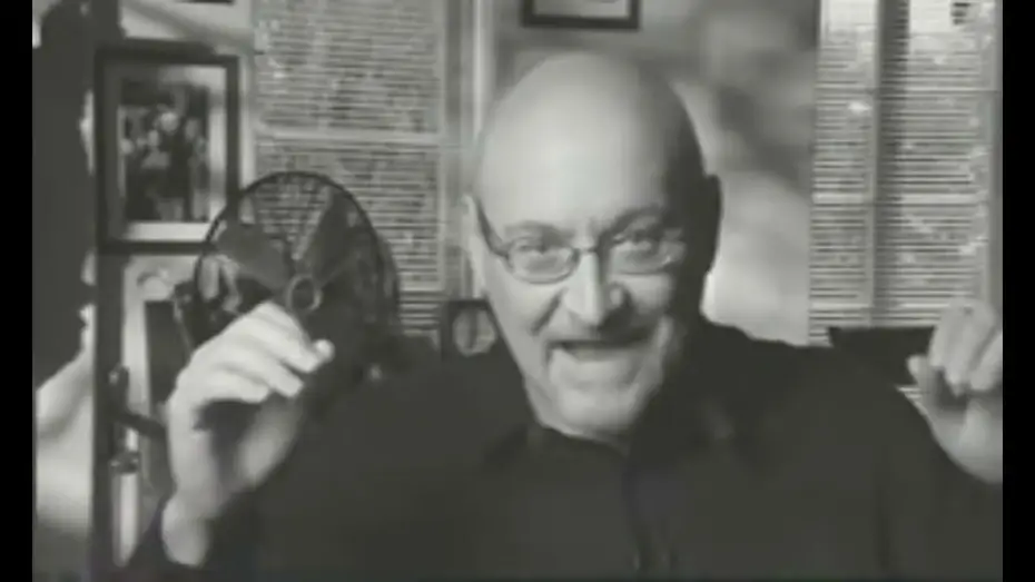 Wideo do filmu Mgła — The Mist - Why You Should Only Watch The Black & White Version [Frank Darabont Explains]