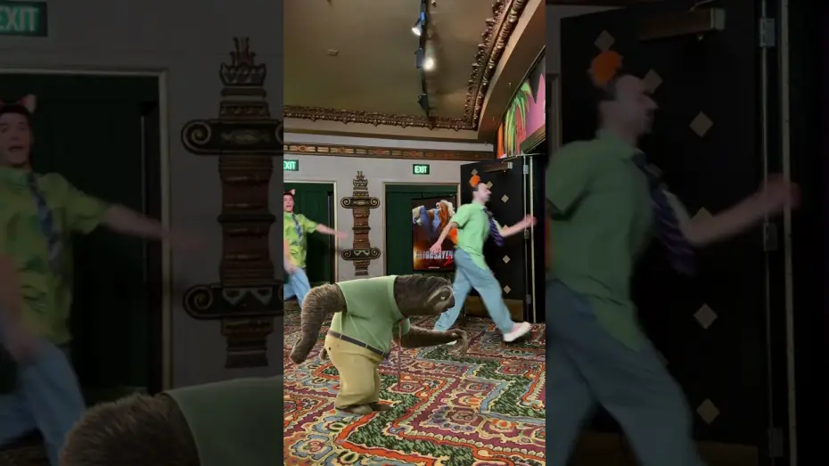 Wideo do filmu Zwierzogród 2 — Everybody is rushing to see #Zootopia2...well almost everybody