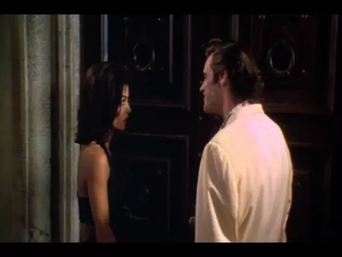 Wideo do filmu Ace Ventura: Psi detektyw — Ace Ventura, Pet Detective - Trailer