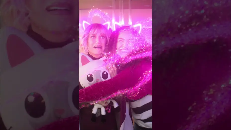 Wideo do filmu Koci domek Gabi: Film — ✨ONE✨MEOW-GICAL✨MONTH✨ until Gabby’s big screen adventure!