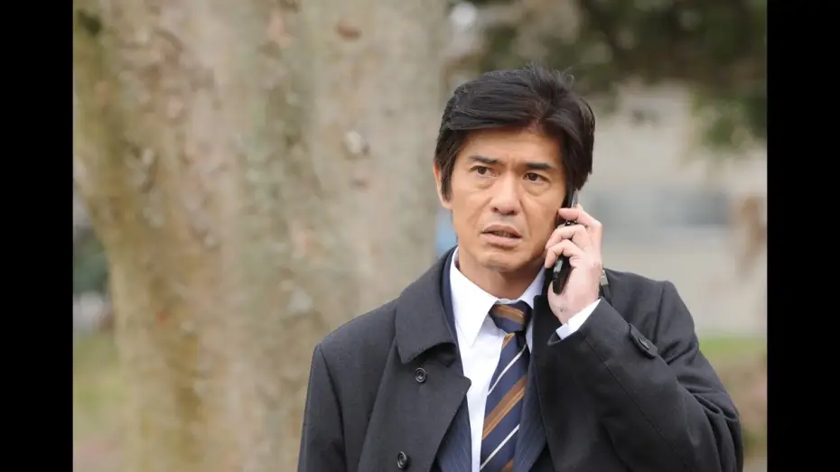 Wideo do filmu 64-ロクヨン-前編 — 横山秀夫の小説を、豪華キャスト陣で映画化！映画『64－ロクヨン－』予告編