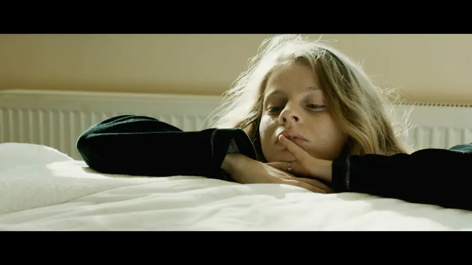 Wideo do filmu Światło i cień — Clair Obscur (2016) Trailer, OmU
