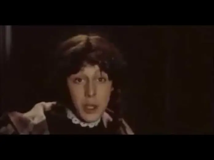Wideo do filmu Все наоборот — Все наоборот  (1981).  Михаил Ефремов в образе девочки.